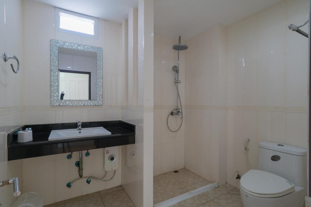 Goldstone Residency Patong , Phuket Διαμέρισμα Εξωτερικό φωτογραφία