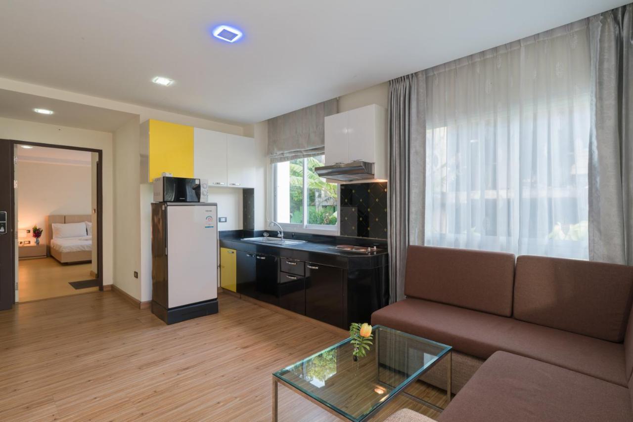 Goldstone Residency Patong , Phuket Διαμέρισμα Εξωτερικό φωτογραφία